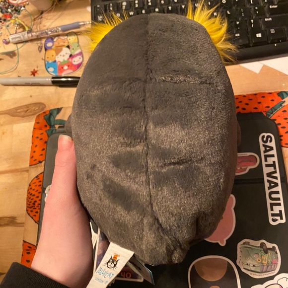 Jellycat Maurice Macaroni Penguin NWT - Retired - Picture 6 of 7